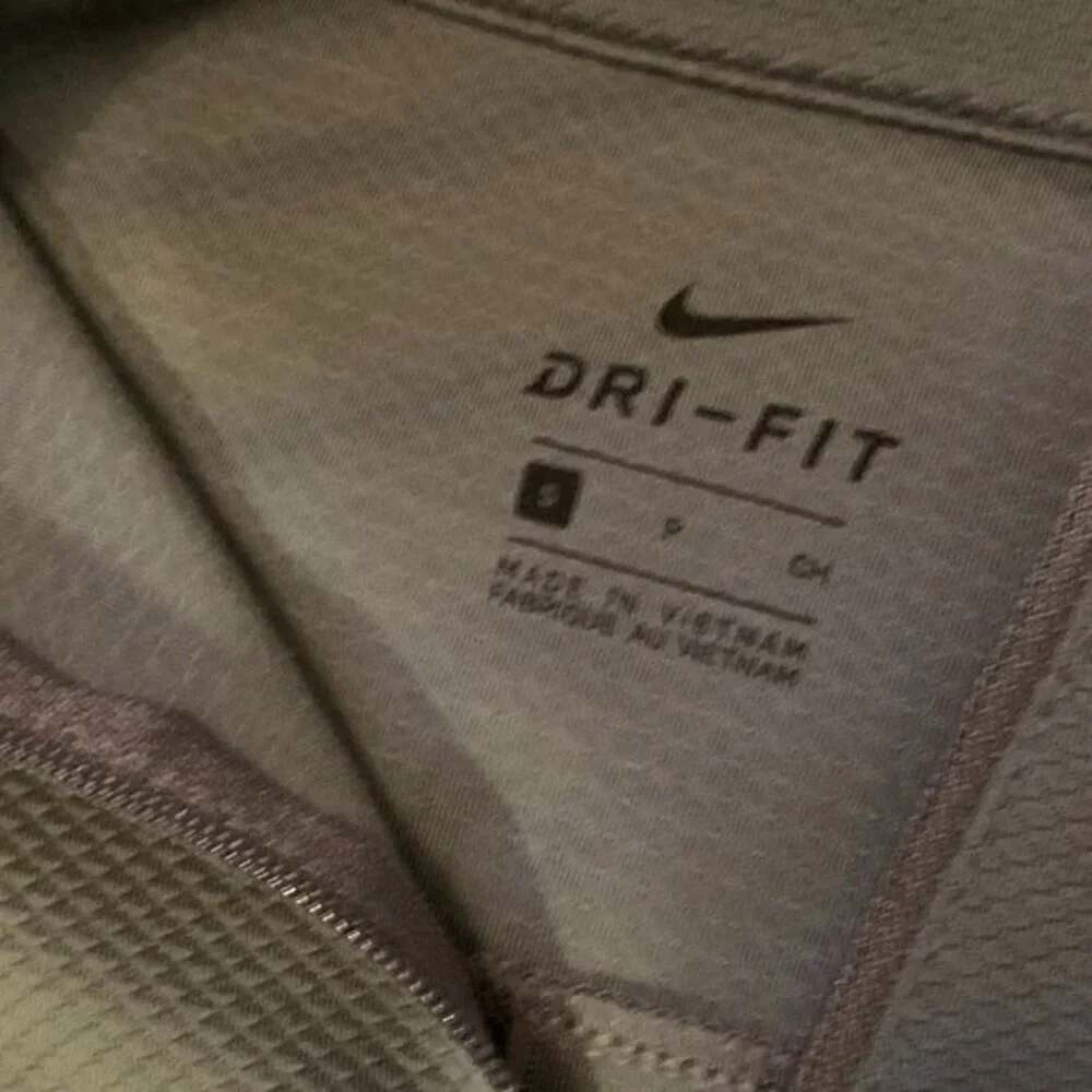 Nike Dri-Fit Half Zip Pullover NWT